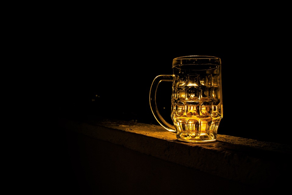 Zakaz sprzedaży alkoholu w nocy to zdrowie
