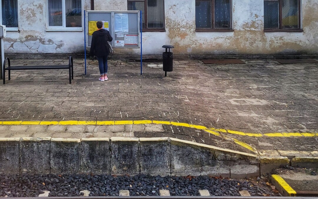 Pięć minut kosztem pięciu miast